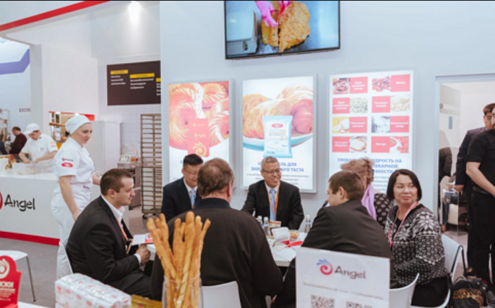 國(guó)際展會(huì)展臺(tái)設(shè)計(jì)搭建：跨文化視覺(jué)適配、海外搭建團(tuán)隊(duì)協(xié)作的注意事項(xiàng)